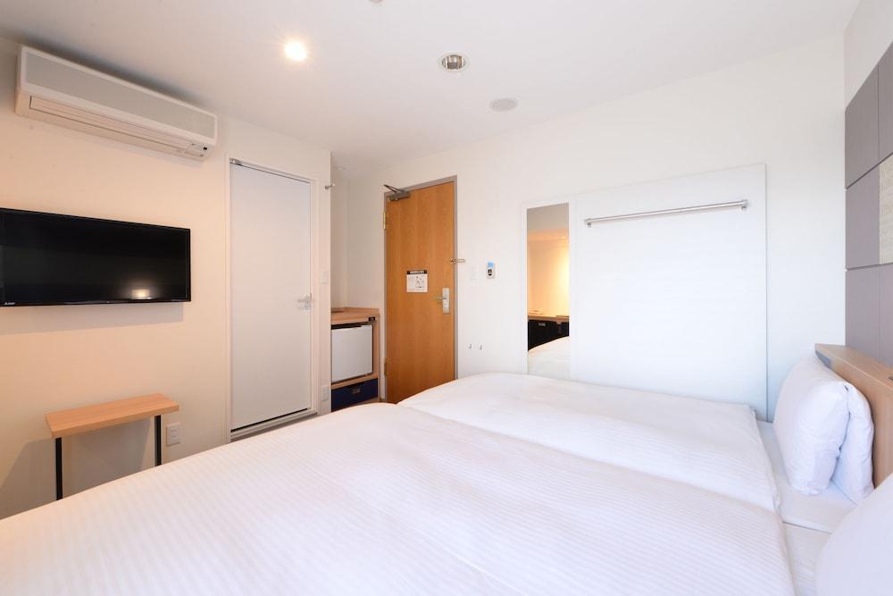 Vessel Inn Ueno Iriya Station Tokyo Exterior photo