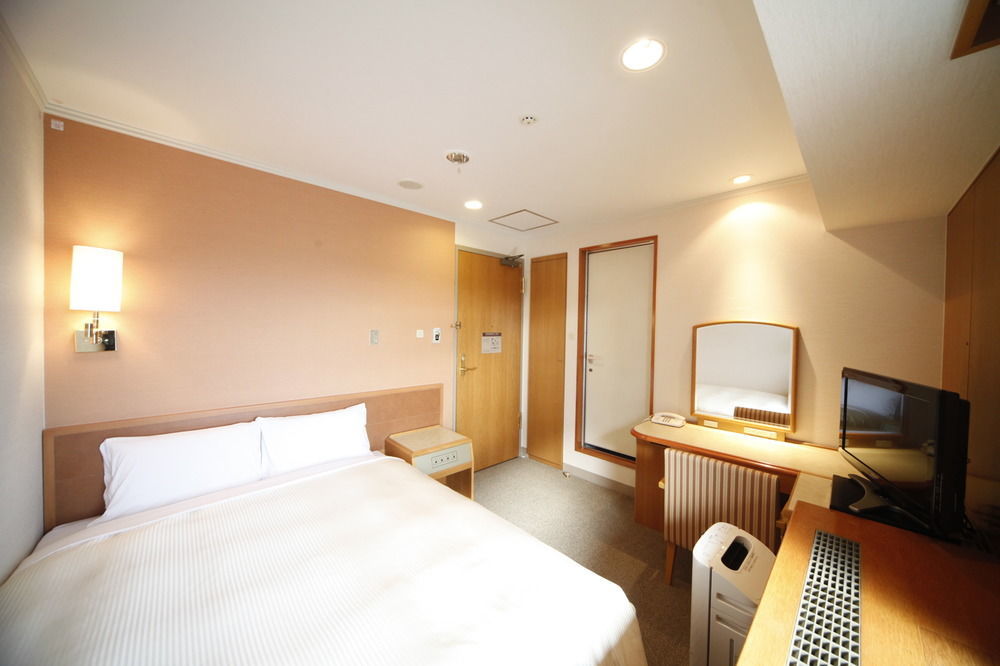 Vessel Inn Ueno Iriya Station Tokyo Exterior photo