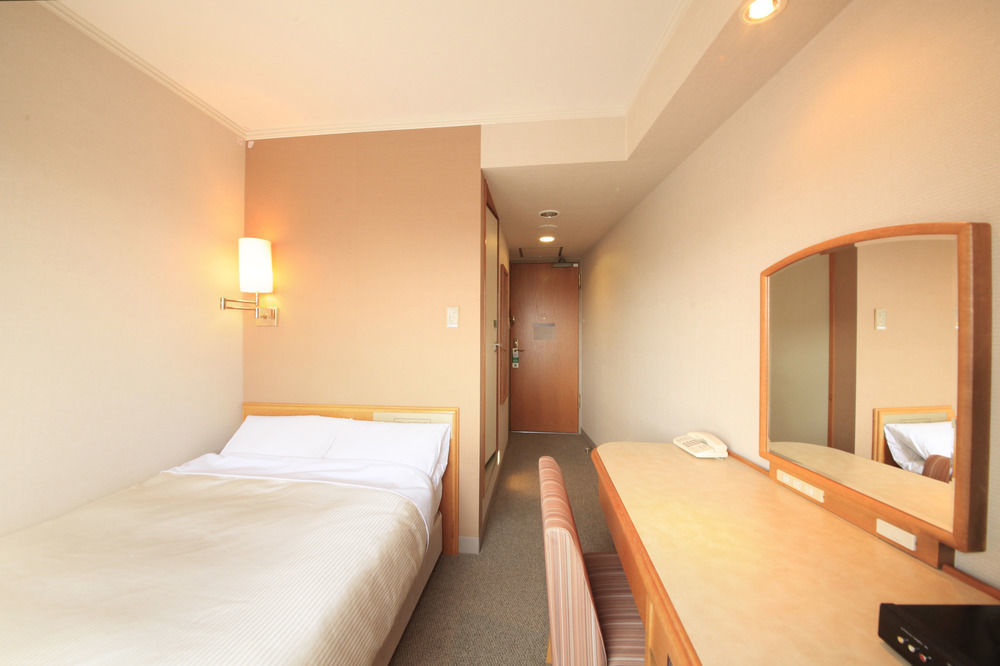 Vessel Inn Ueno Iriya Station Tokyo Exterior photo