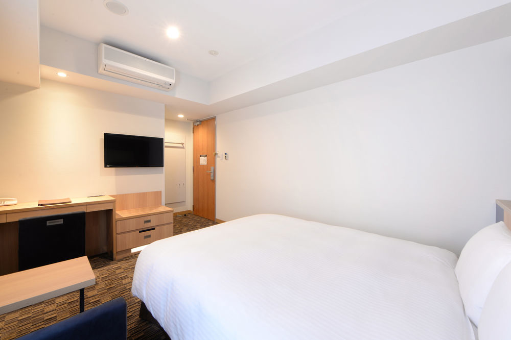 Vessel Inn Ueno Iriya Station Tokyo Exterior photo