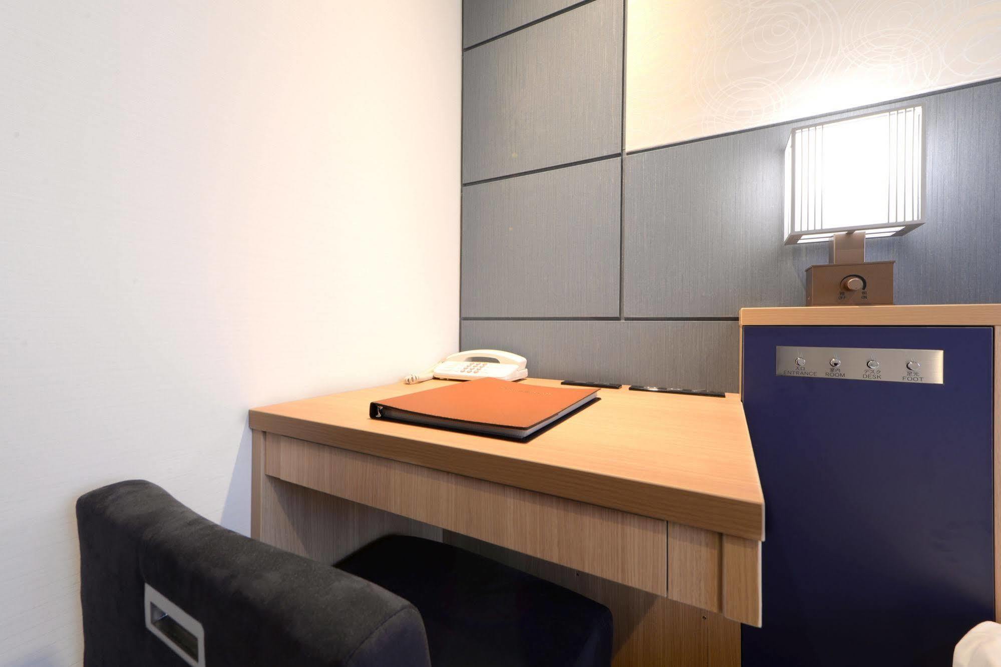 Vessel Inn Ueno Iriya Station Tokyo Exterior photo